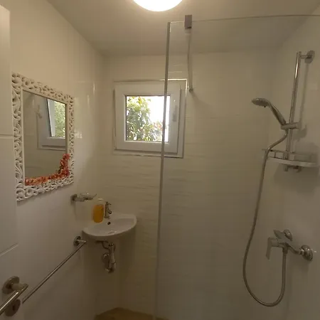 Marina Mala Kuca Lägenhet