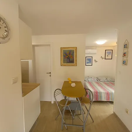 Marina Mala Kuca Lägenhet